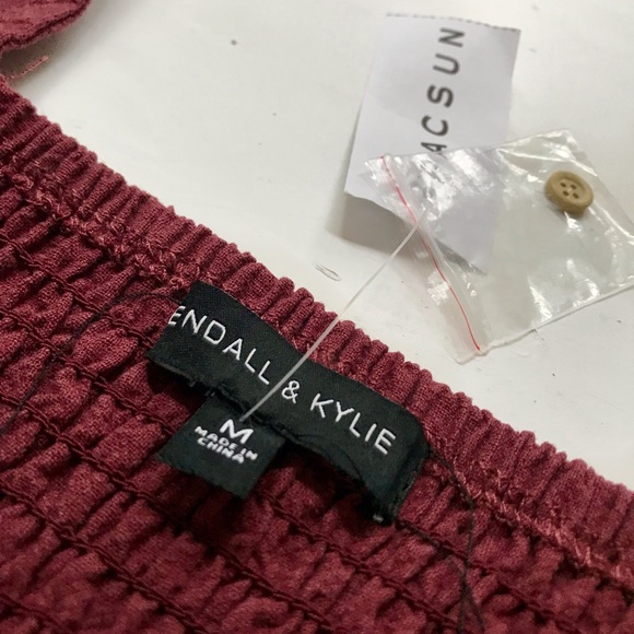 PacSun - (Kendall&Kylie) Crop Top - Picture 4 of 4